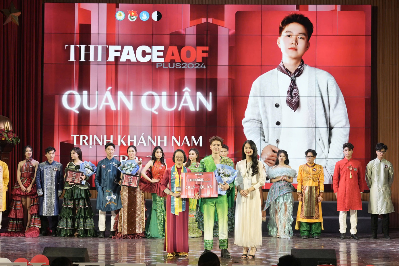 Khánh Nam đã xuất sắc giành được ngôi vị Quán quân cuộc thi The Face AOF Plus 2024.