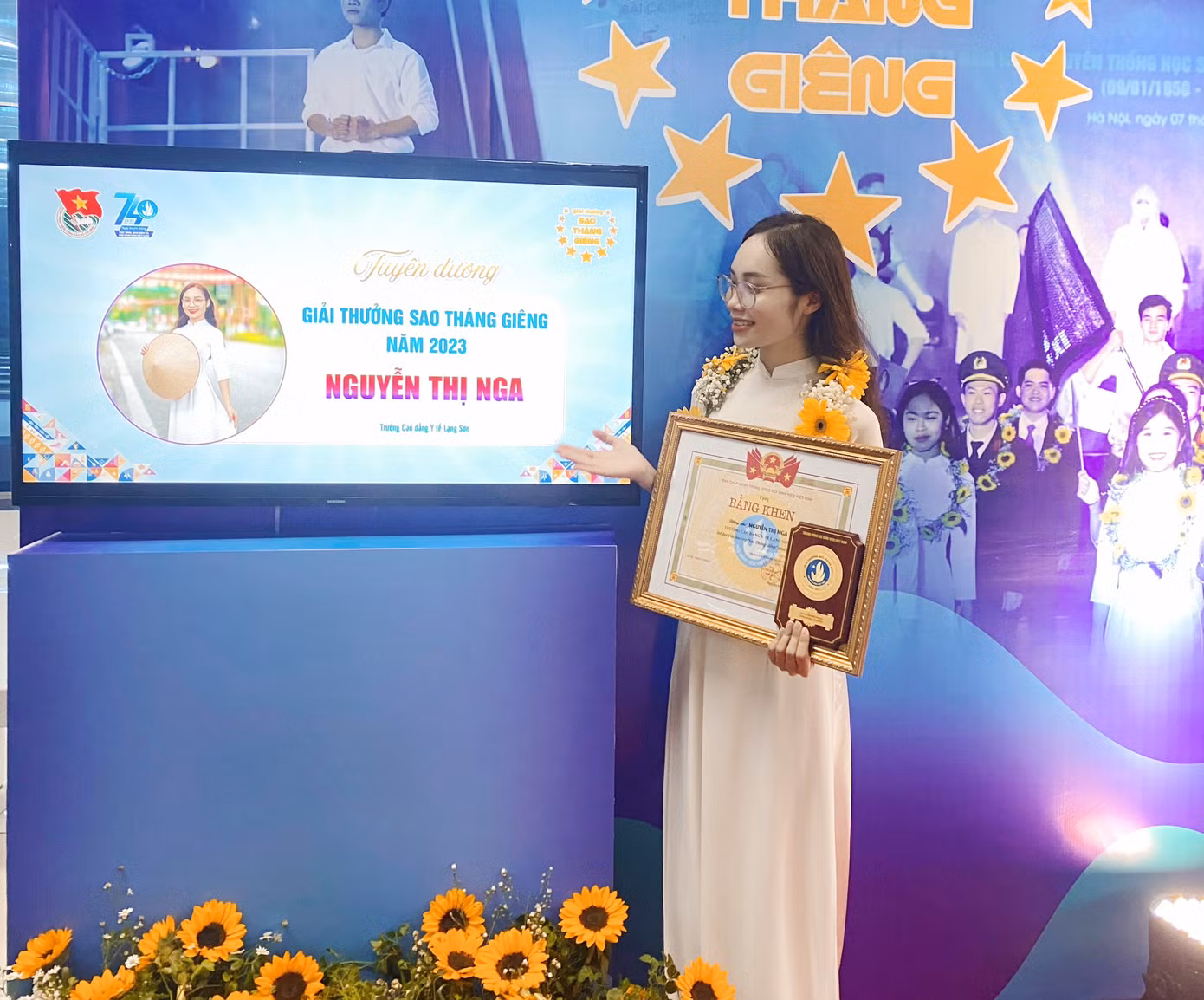 Nga vinh dự khi là 1 trong 96 cá nhân tiêu biểu toàn quốc đạt giải thưởng Sao Tháng Giêng 2023.