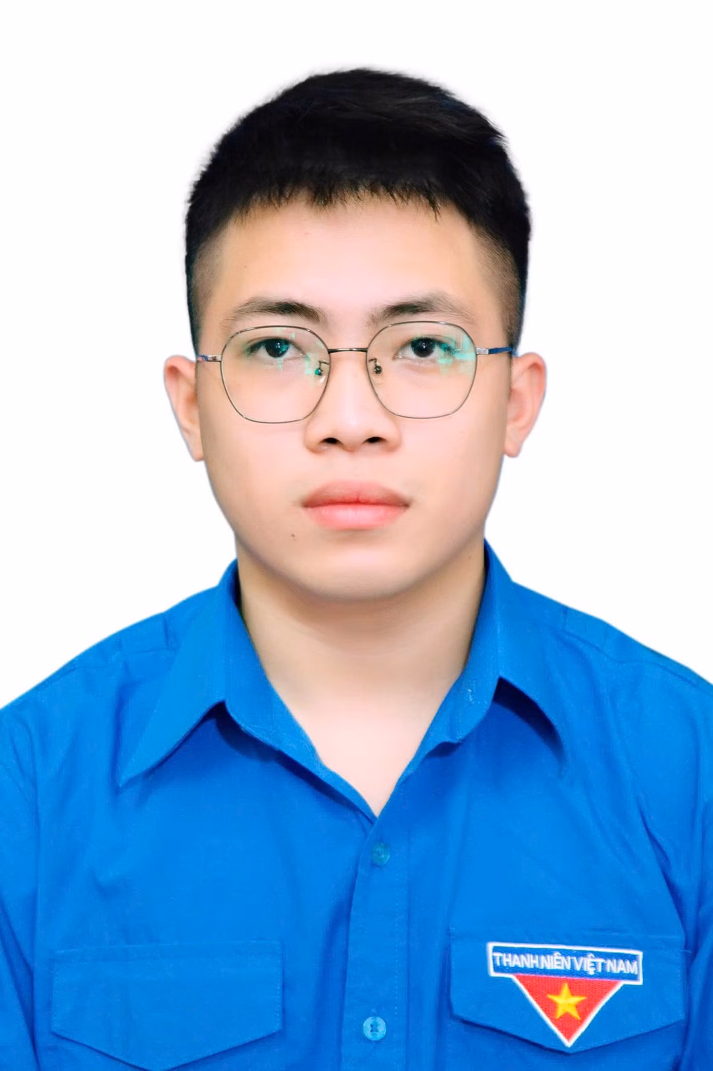 Với 7 năm gắn bó cùng công tác Đoàn, Văn An đã khẳng định vai trò và trách nhiệm của mình qua nhiều vị trí quan trọng. Với 7 năm gắn bó cùng công tác Đoàn, Văn An đã khẳng định vai trò và trách nhiệm của mình qua nhiều vị trí quan trọng.