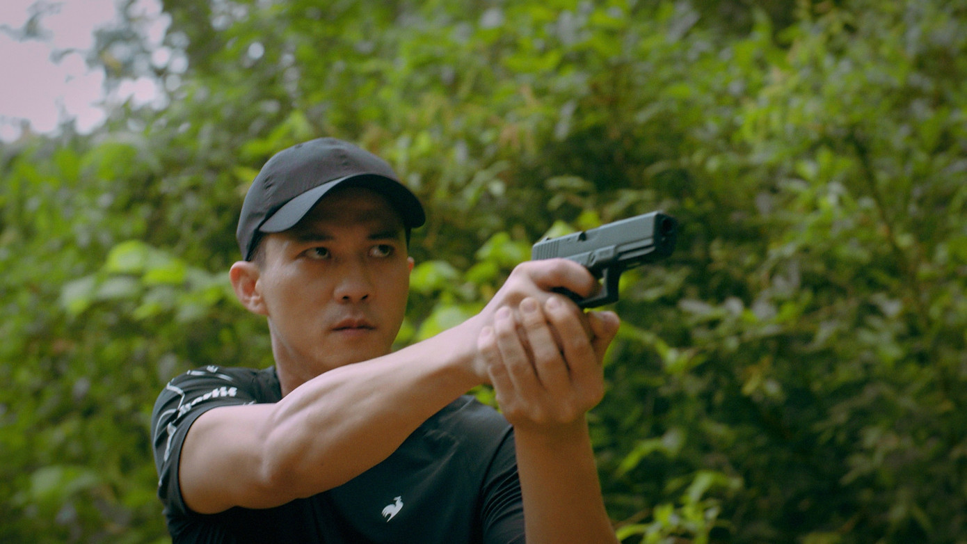 Diễn viên Hà Việt Dũng vào vai cảnh sát hình sự, vai diễn có thể nói là sở trường của anh.