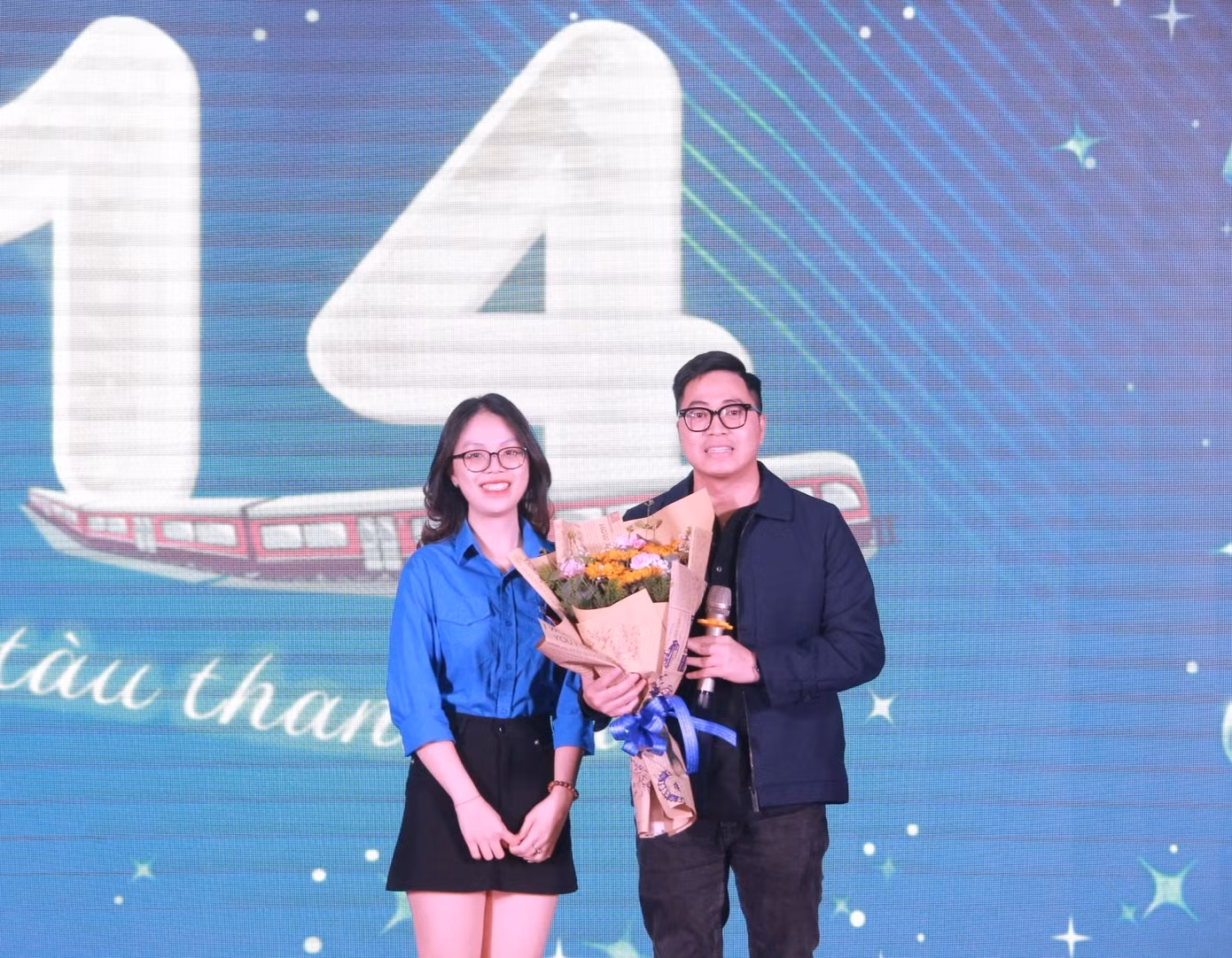 Phương Trà tại chương trình sinh nhật Đội Sinh viên tình nguyện lần thứ 14.