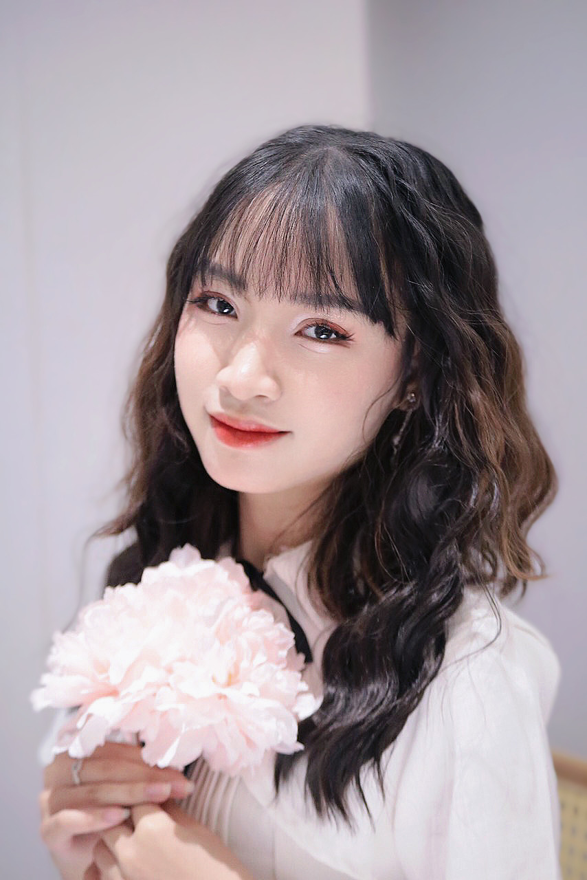 Nữ sinh Phạm Thị Bích Ngọc, sinh viên Học viện Ngân hàng.