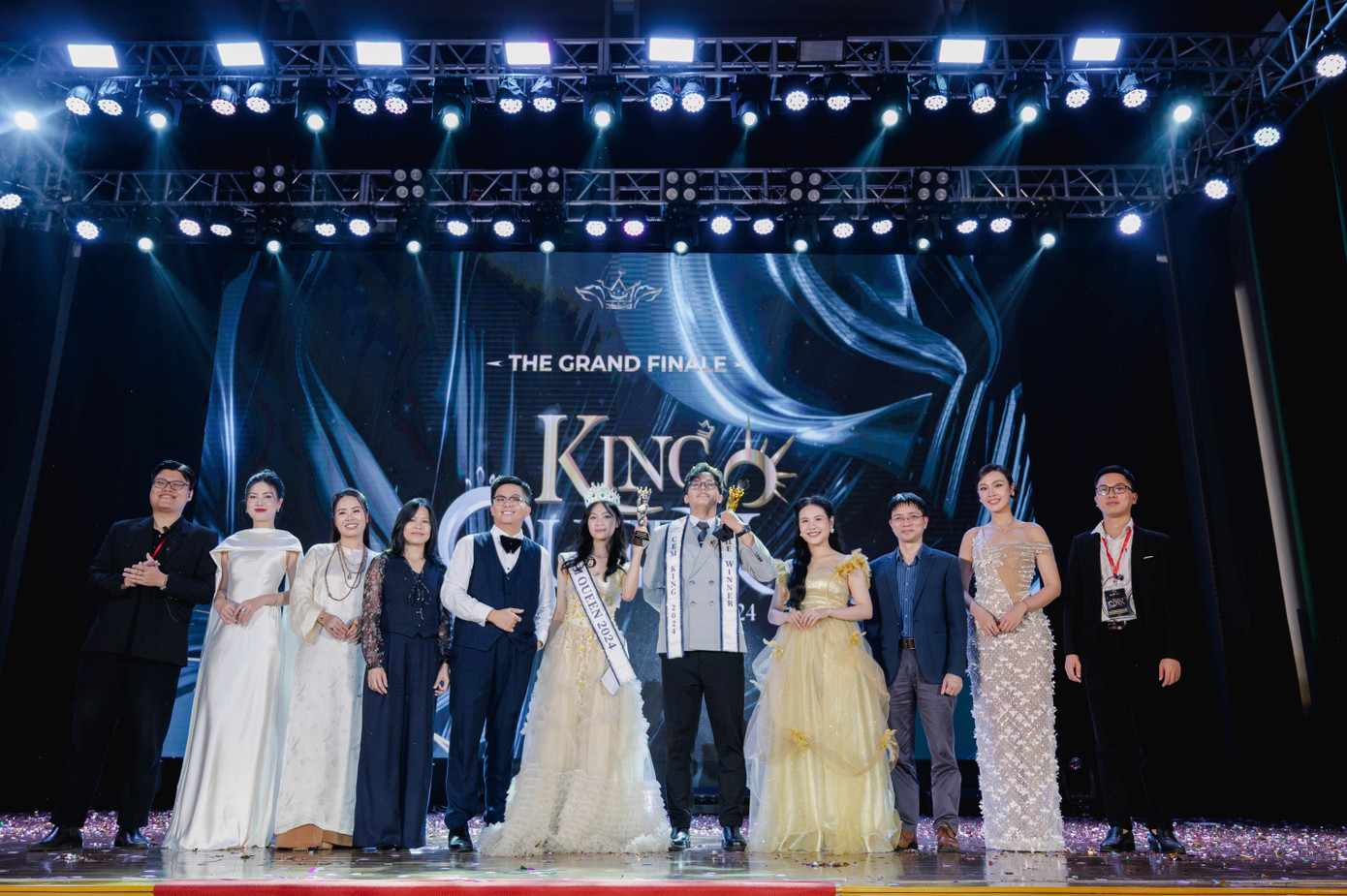 Ban Giám khảo cùng tân Nam vương và tân Hoa khôi CEM King and Queen 2024.