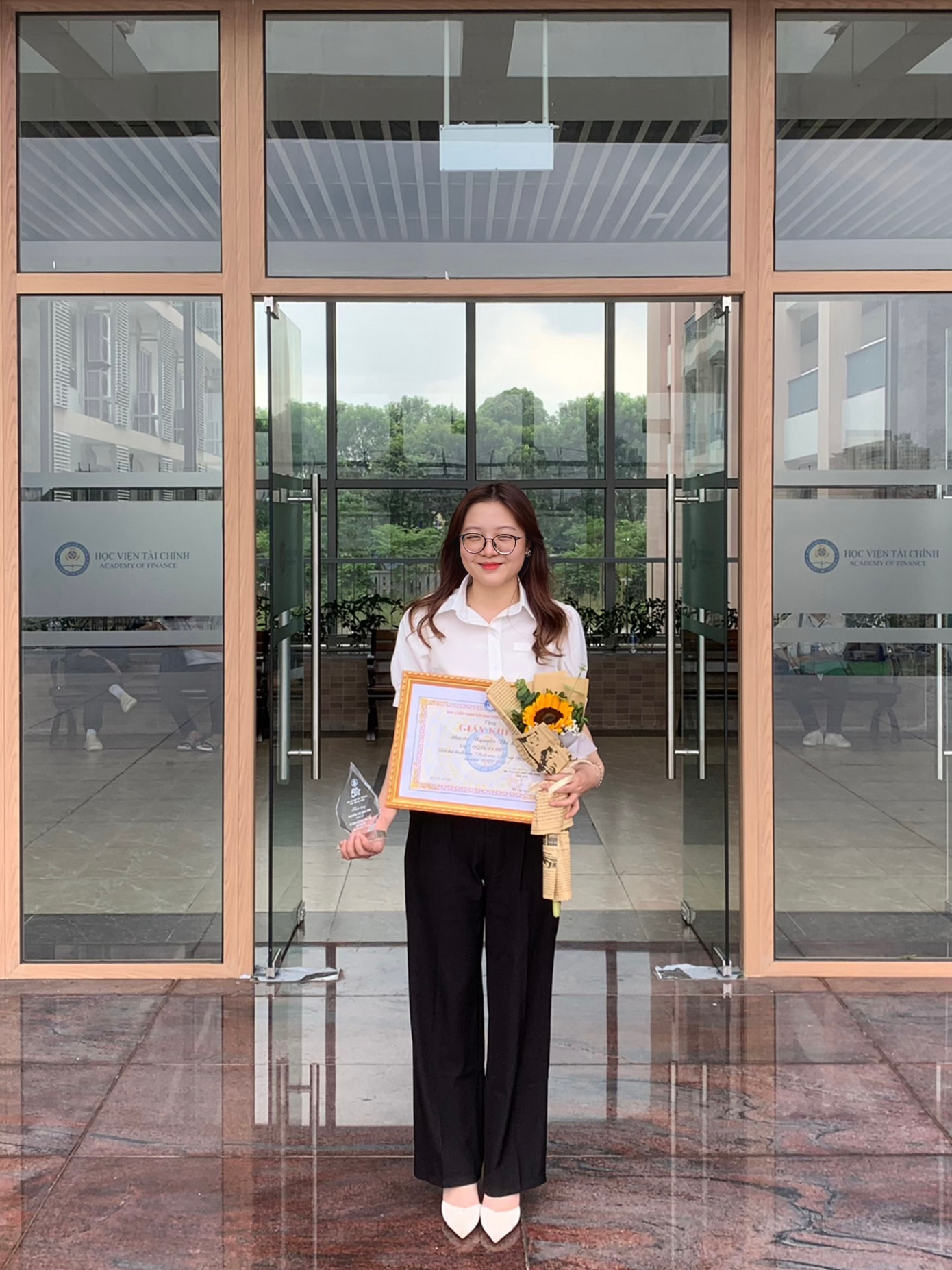 Nguyễn Thanh Thảo đạt Sinh viên 5 tốt cấp học viện.