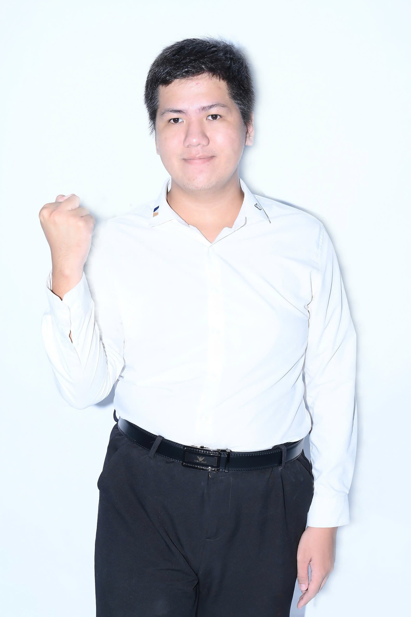 Chân dung về chàng trai trẻ Trần Hoàng Lộc. Chân dung về chàng trai trẻ Trần Hoàng Lộc.