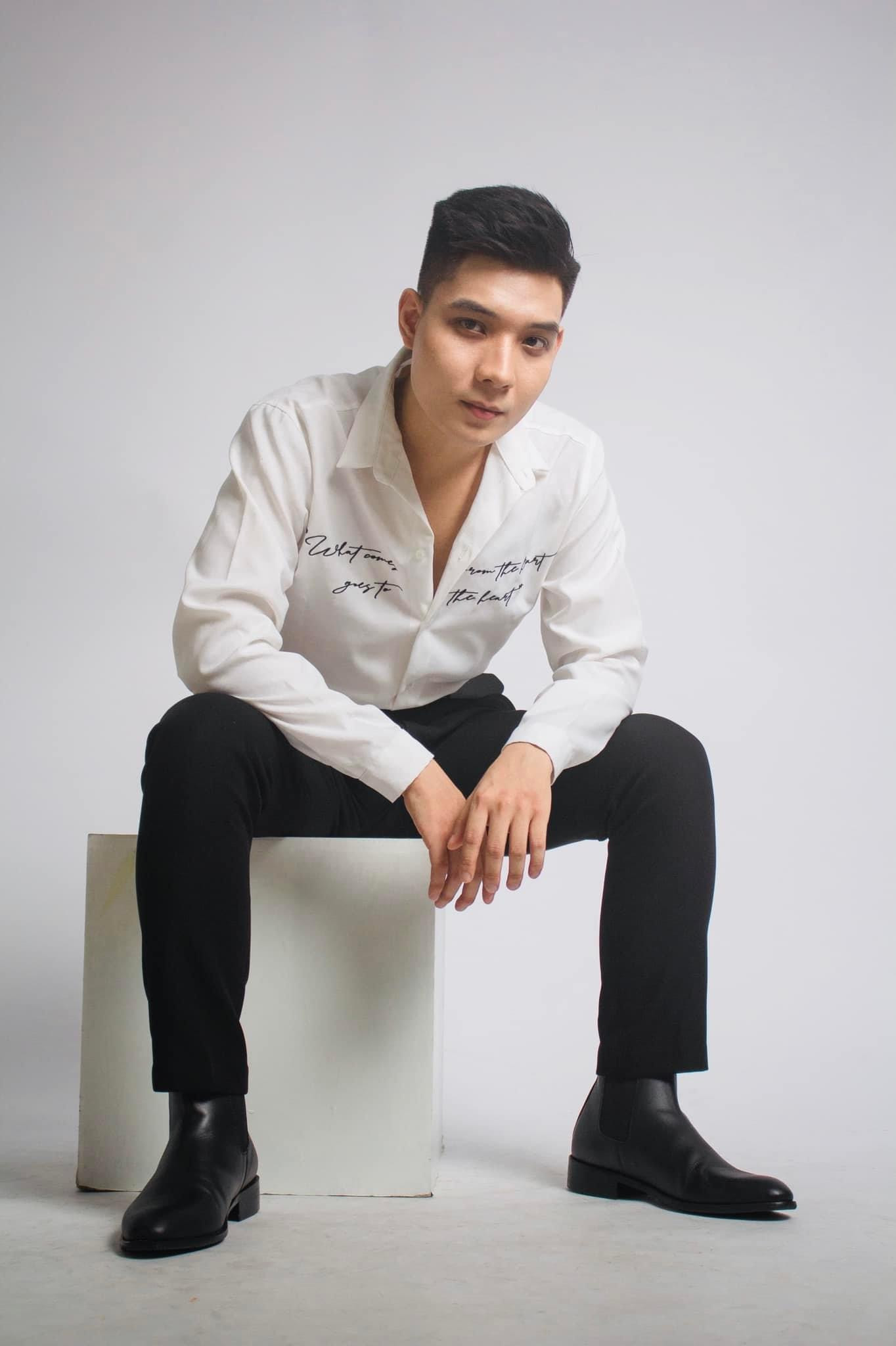 Ngoại hình điển trai khiến diễn viên Lê Kim Hải Nam luôn nổi bật.