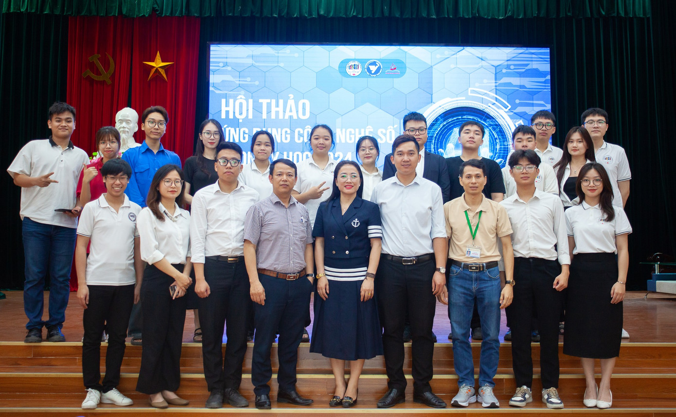 Thái Hoàng Phố tham gia Hội thảo ứng dụng công nghệ số. Thái Hoàng Phố tham gia Hội thảo ứng dụng công nghệ số.