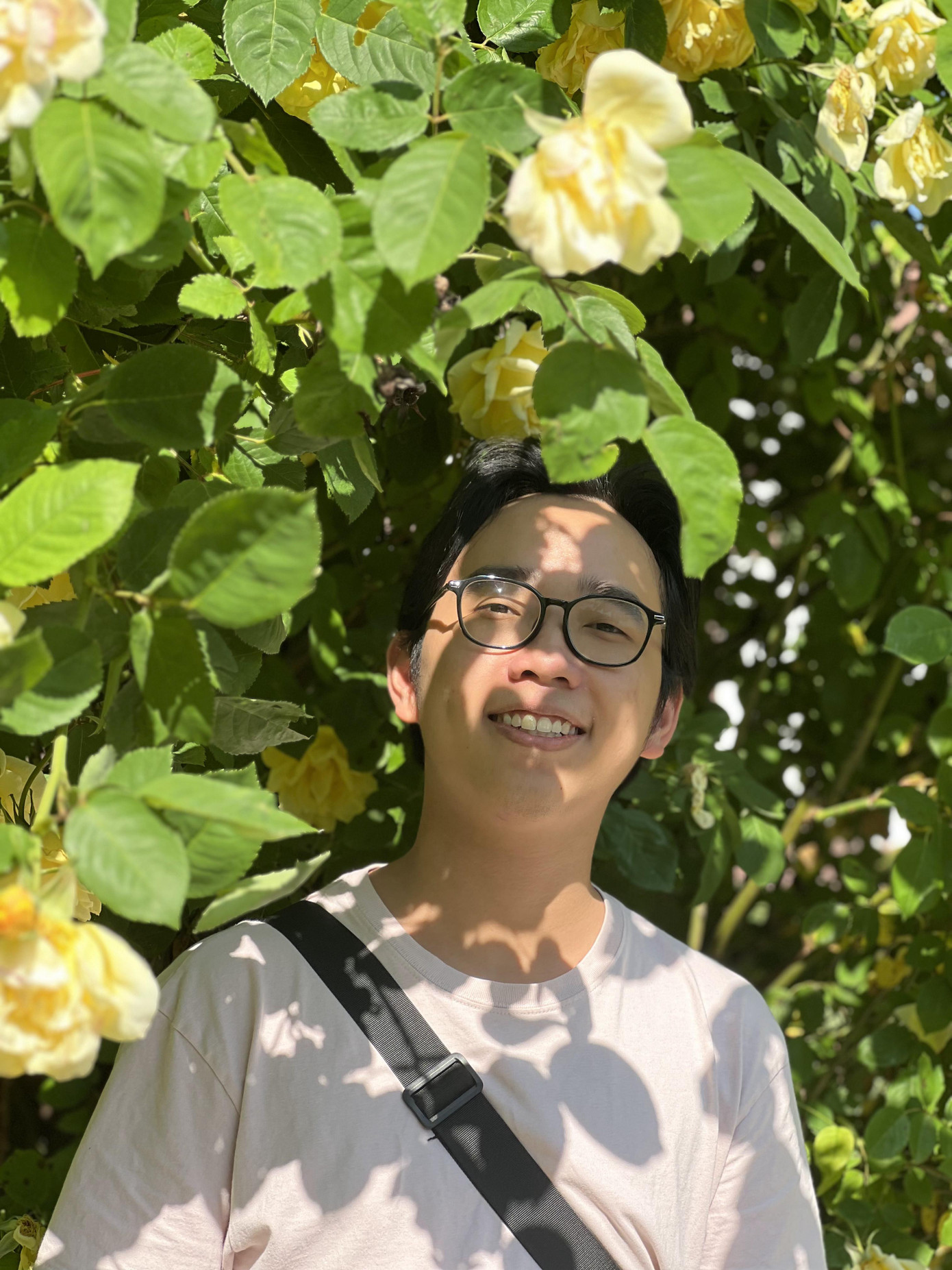 Phạm Tuấn Dũng sinh năm 1999 và hiện đang là du học sinh năm thứ hai ngành Công nghệ thông tin tại trường Frankfurt University of Applied Sciences thuộc Hessen, CHLB Đức. Phạm Tuấn Dũng sinh năm 1999 và hiện đang là du học sinh năm thứ hai ngành Công nghệ thông tin tại trường Frankfurt University of Applied Sciences thuộc Hessen, CHLB Đức.