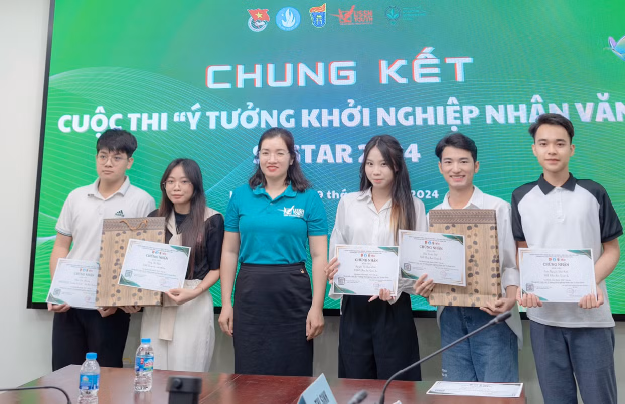 Xuân Việt đạt giải Khuyến khích tại cuộc thi "Ý tưởng khởi nghiệp Nhân văn S-Star 2024". Xuân Việt đạt giải Khuyến khích tại cuộc thi "Ý tưởng khởi nghiệp Nhân văn S-Star 2024".