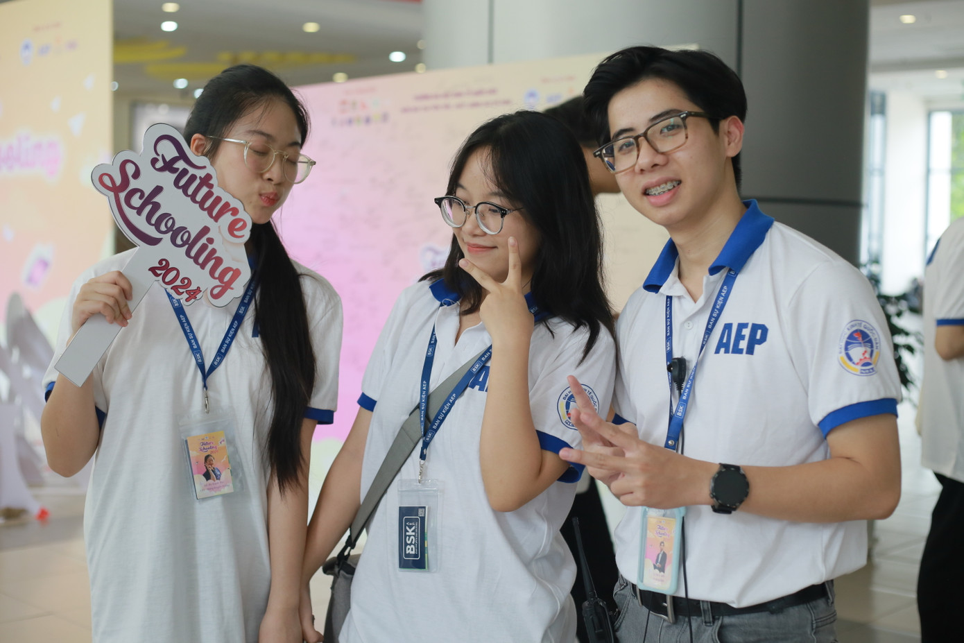 Đức Anh là Đội trưởng đội Tư vấn tuyển sinh của Viện Đào tạo Tiên tiến, Chất lượng cao và POHE năm 2024. Đức Anh là Đội trưởng đội Tư vấn tuyển sinh của Viện Đào tạo Tiên tiến, Chất lượng cao và POHE năm 2024.