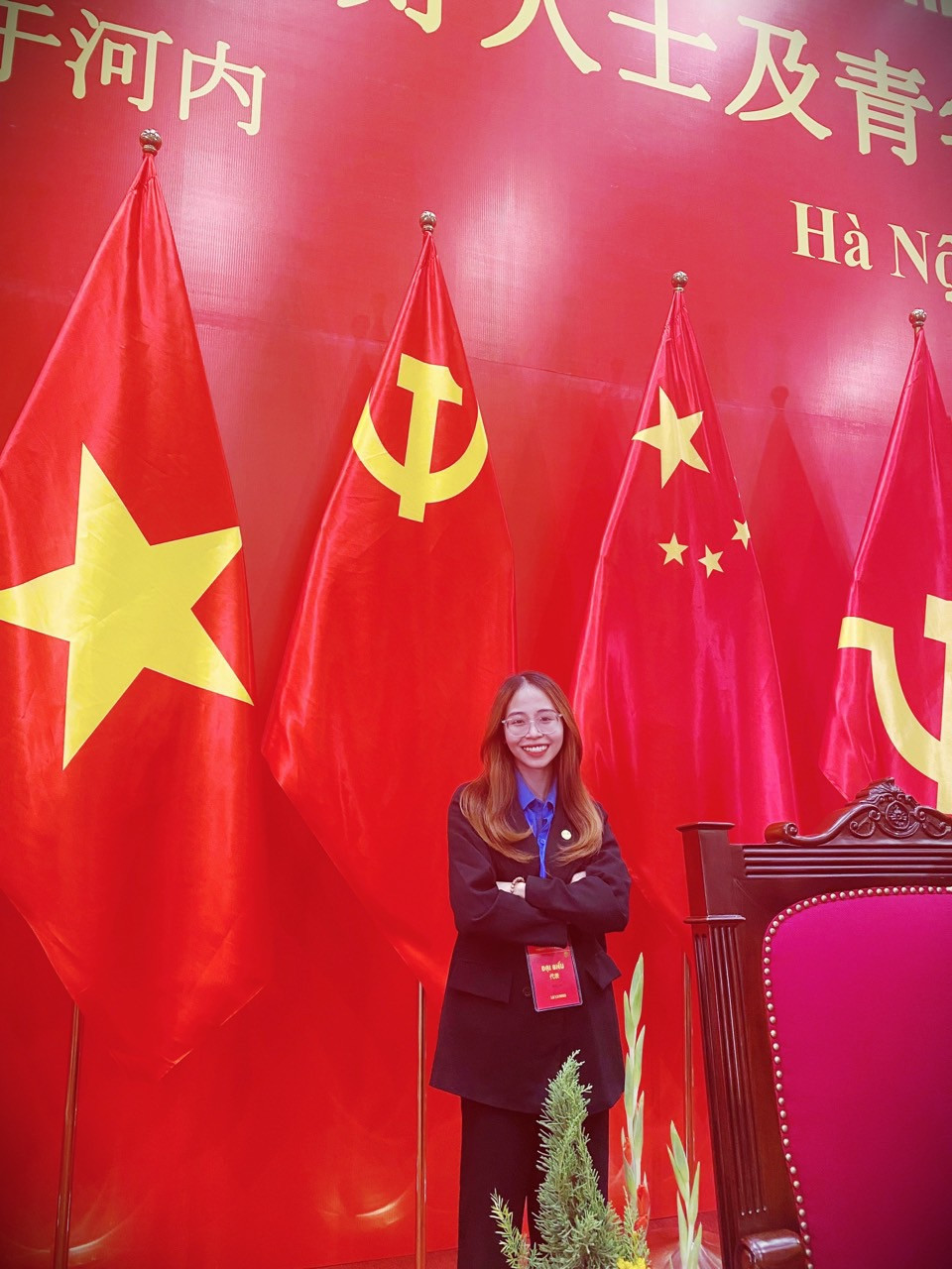 Tham gia gặp gỡ nhân sỹ hữu nghị và thế hệ trẻ Việt Nam-Trung Quốc.