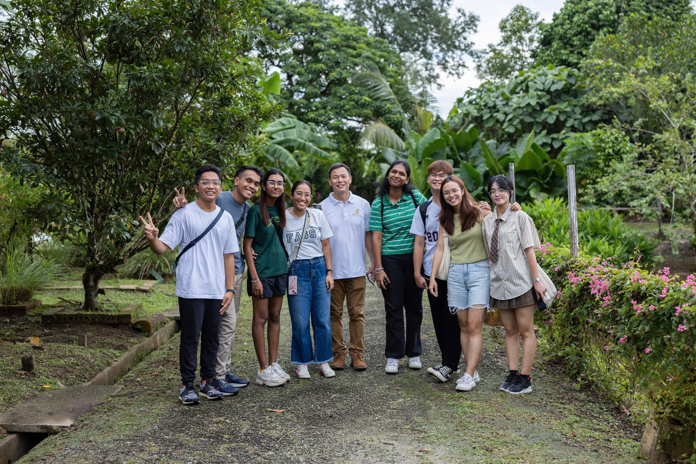 Kim Ngân lĩnh hội những bài học thông qua việc khám phá trực tiếp, trải nghiệm chân thật.