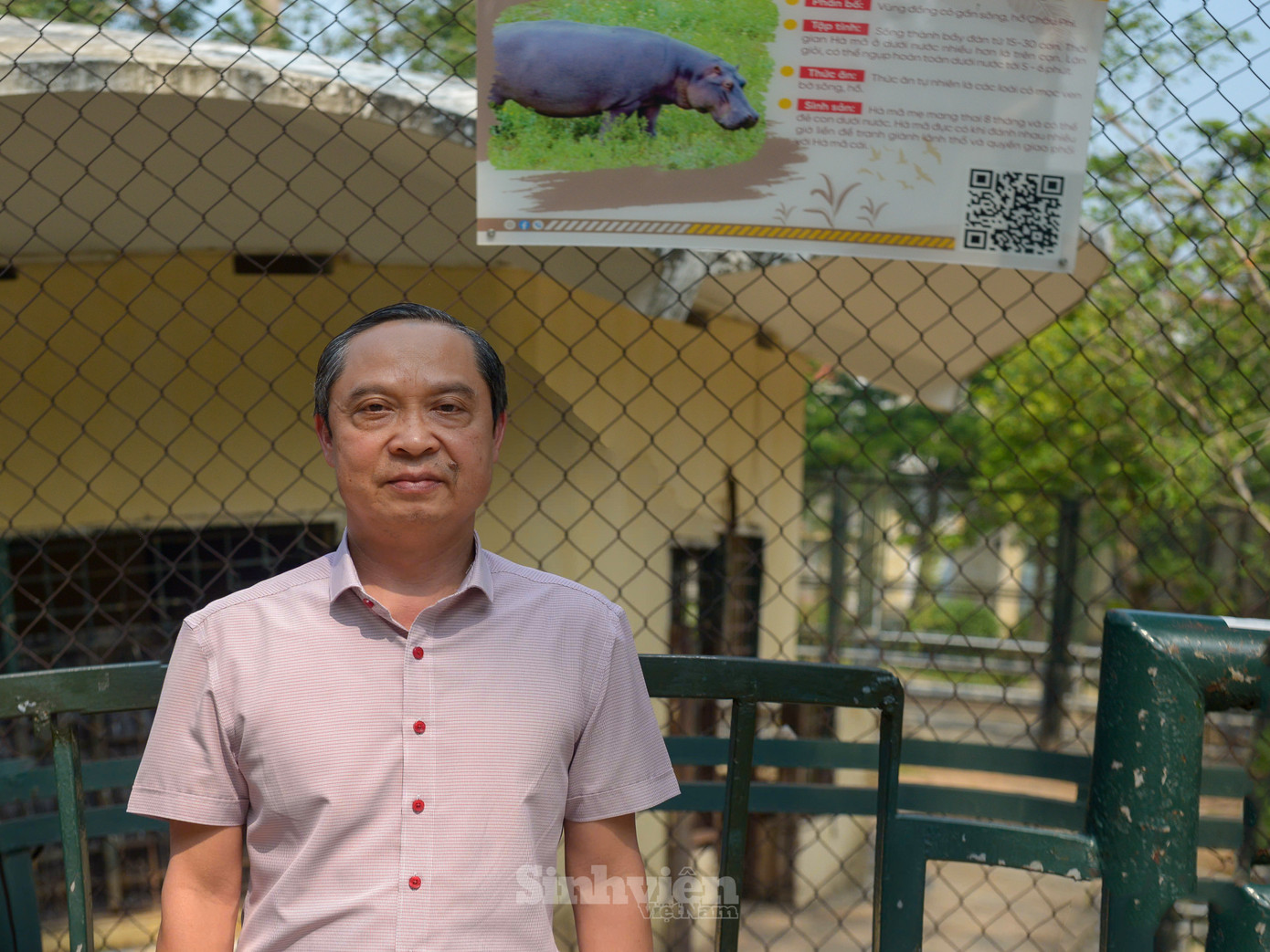 Ông Nguyễn Công Nghiệp chia sẻ: "Ban Lãnh đạo công ty đã chỉ đạo các bộ phận chuyên môn thực hiện theo dõi, giám sát, chăm sóc 24/7, lắp đặt hệ thống camera giám sát để ghi chép những thông tin hằng ngày của hai mẹ con để triển khai trong quá trình quản lý, cũng như bổ sung đầy đủ thực phẩm dinh dưỡng và môi trường sống tốt nhất cho hai mẹ con hà mã”.