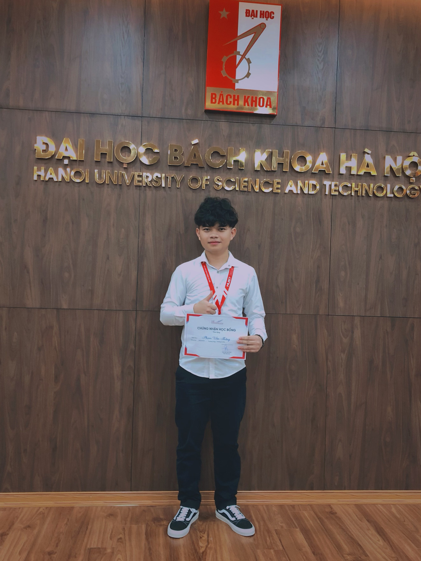 Phạm Văn Thắng (sinh năm 2004) hiện là sinh viên Đại học Bách khoa Hà Nội.