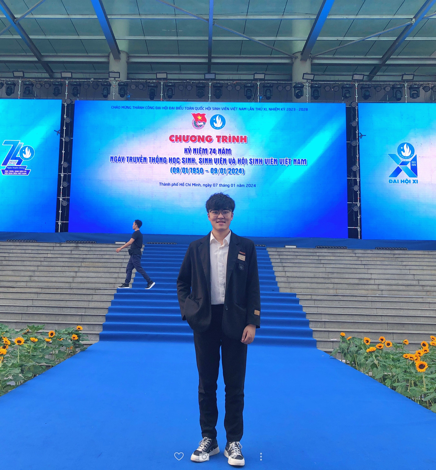 Trần Long Nhật - Phó chủ tịch Hội Sinh viên Trường Đại học Y Dược, Đại học Huế. Trần Long Nhật - Phó chủ tịch Hội Sinh viên Trường Đại học Y Dược, Đại học Huế.