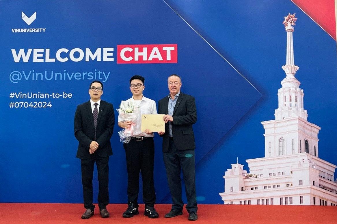 Việt Anh nhận học bổng 70% (khoảng 1.9 tỷ đồng) ngành Quản trị kinh doanh từ VinUni.