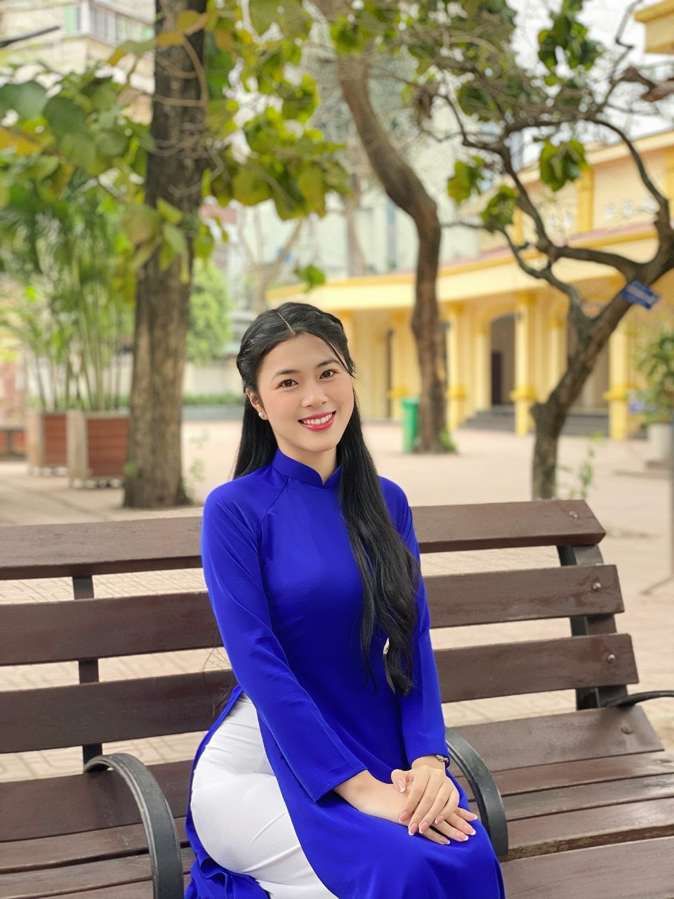 Hà Phương (sinh năm 2004) quê Hải Phòng đang là sinh viên năm 2, chuyên ngành Tài chính tiên tiến trường Đại học Kinh tế Quốc dân. Hà Phương (sinh năm 2004) quê Hải Phòng đang là sinh viên năm 2, chuyên ngành Tài chính tiên tiến trường Đại học Kinh tế Quốc dân.