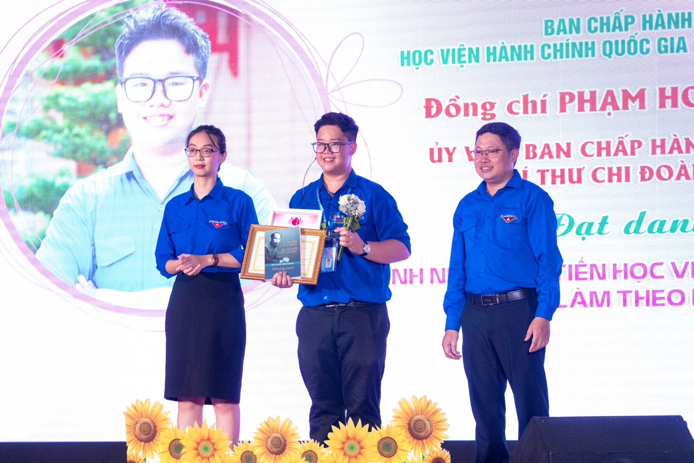 Tấn Lộc được vinh danh là gương thanh niên tiên tiến làm theo lời Bác.