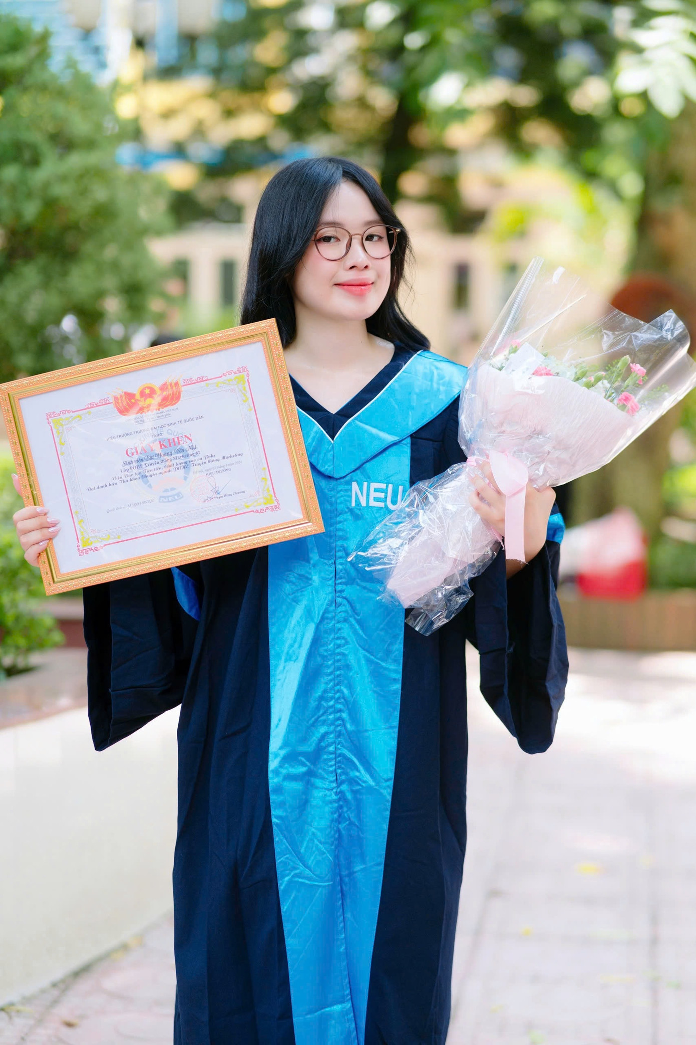 Với GPA 3.9/4.0, Yến Nhi là thủ khoa chuyên ngành Truyền thông Marketing của Trường Đại học Kinh tế Quốc dân.