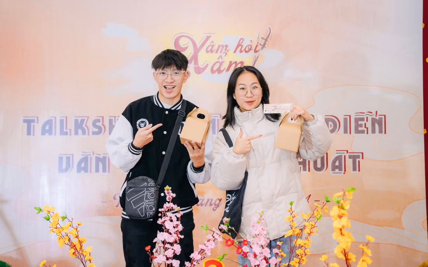 Bạn Thanh Thanh (Khách tham dự) chia sẻ tại chương trình (Ảnh: Minh Thức) Bạn Thanh Thanh (Khách tham dự) chia sẻ tại chương trình (Ảnh: Minh Thức)