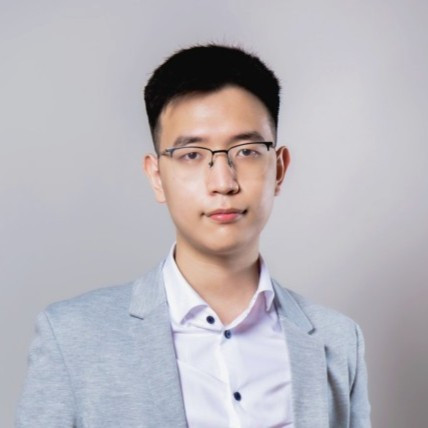 Quân cho rằng việc học chương trình bằng kép cử nhân - thạc sĩ là một lựa chọn không hề tệ.