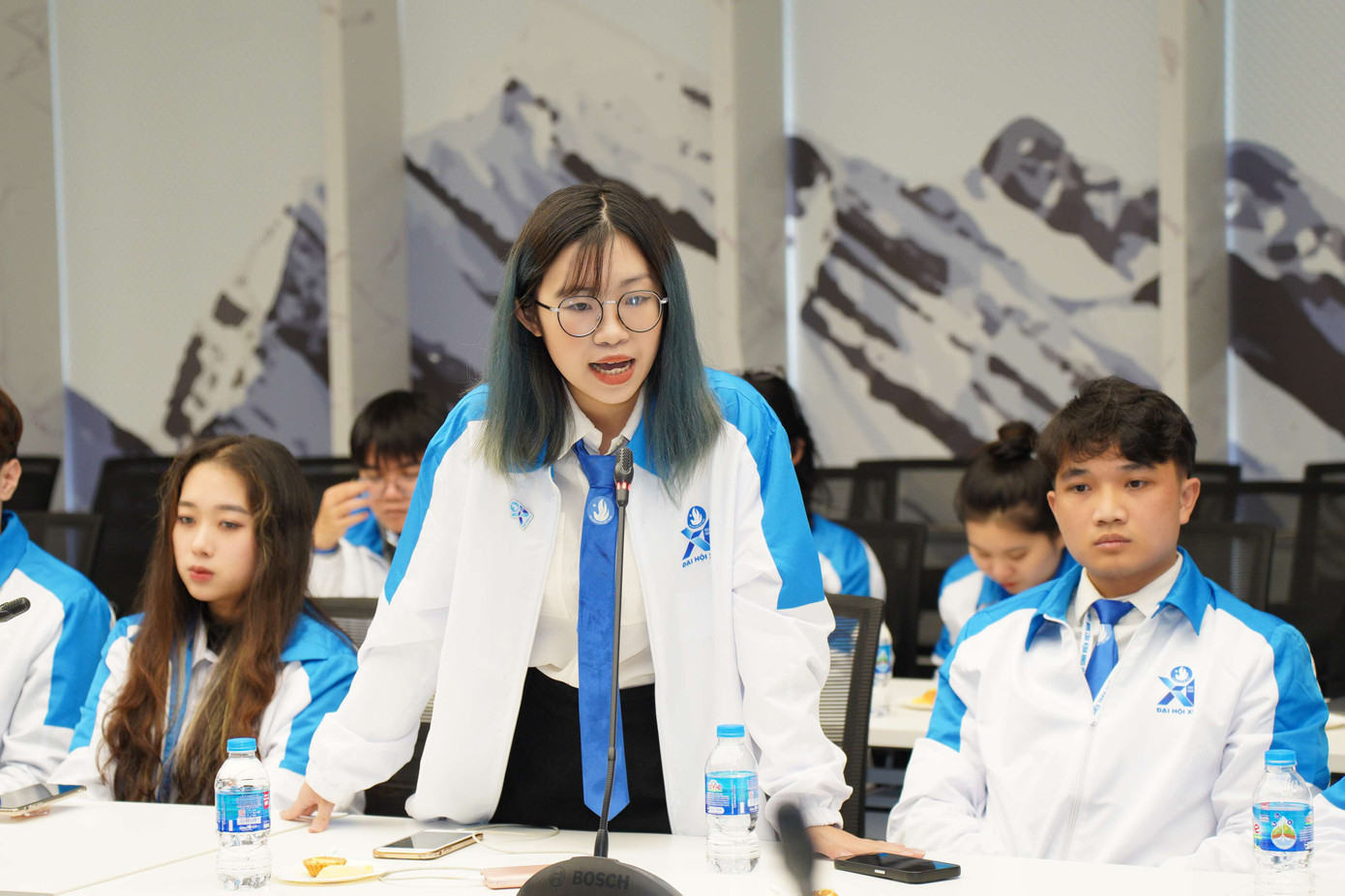 Thu Hương là đại biểu của Đại hội đại biểu toàn quốc Hội Sinh viên Việt Nam lần thứ XI.