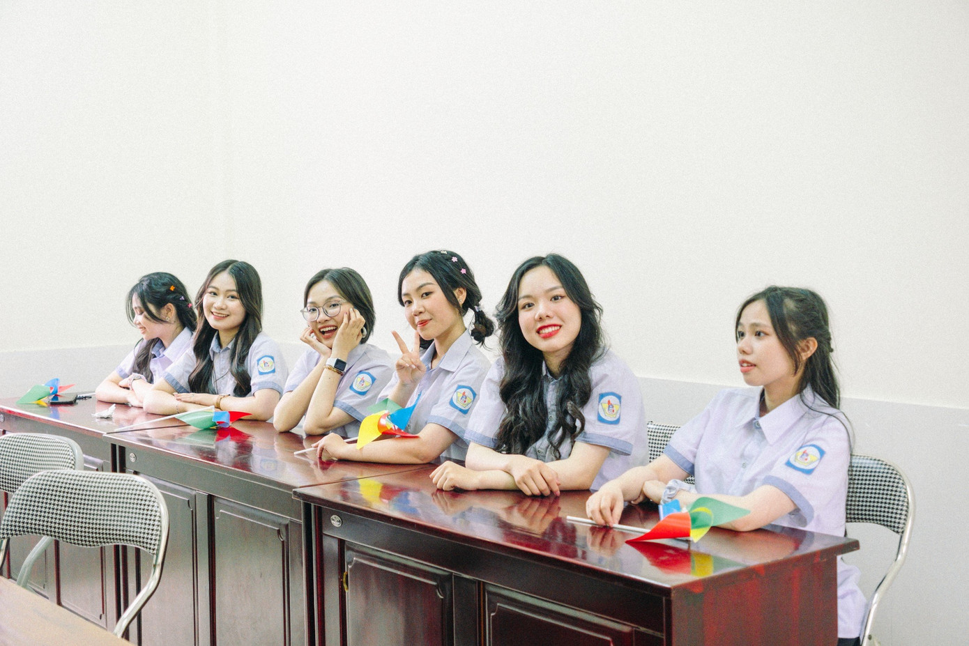 Minh Khuê và Đội tuyển Học sinh giỏi quốc gia môn Ngữ Văn lớp 12.