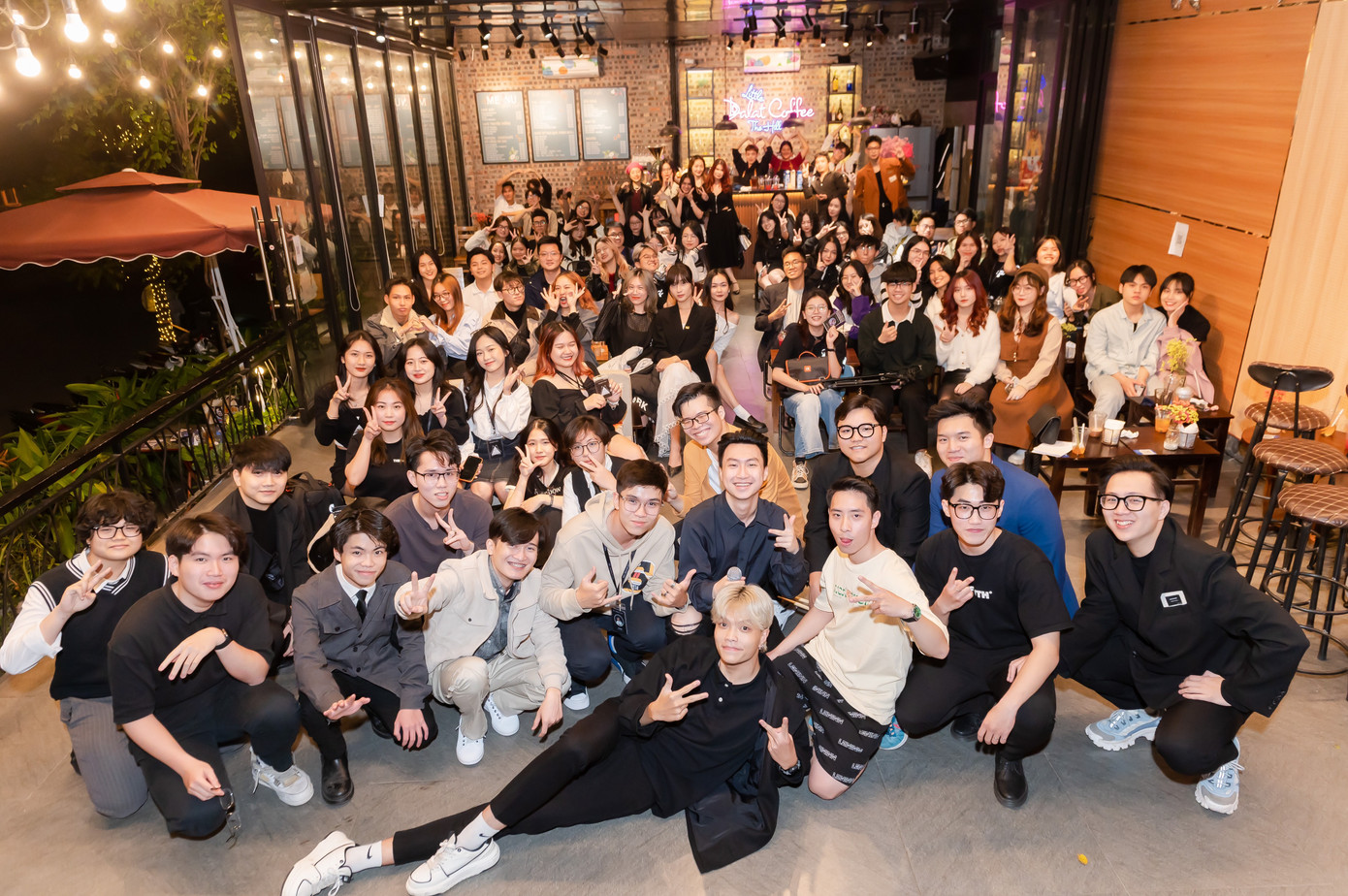 Nguyễn Đức Anh cùng các thành viên CLB Sounds of Soul. Nguyễn Đức Anh cùng các thành viên CLB Sounds of Soul.