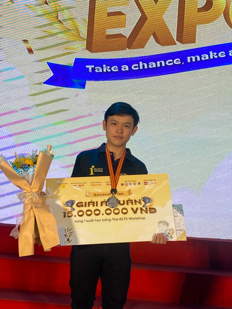 Minh Đức tham gia cuộc thi “The IELTS Expo Championship”.