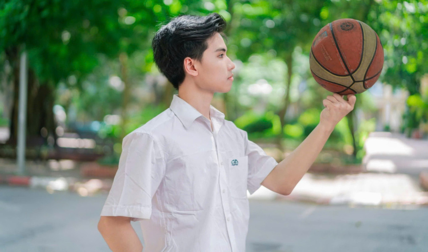 Nam Khánh là người mẫu nam trong bộ ảnh cho NEU Concert. Nam Khánh là người mẫu nam trong bộ ảnh cho NEU Concert.