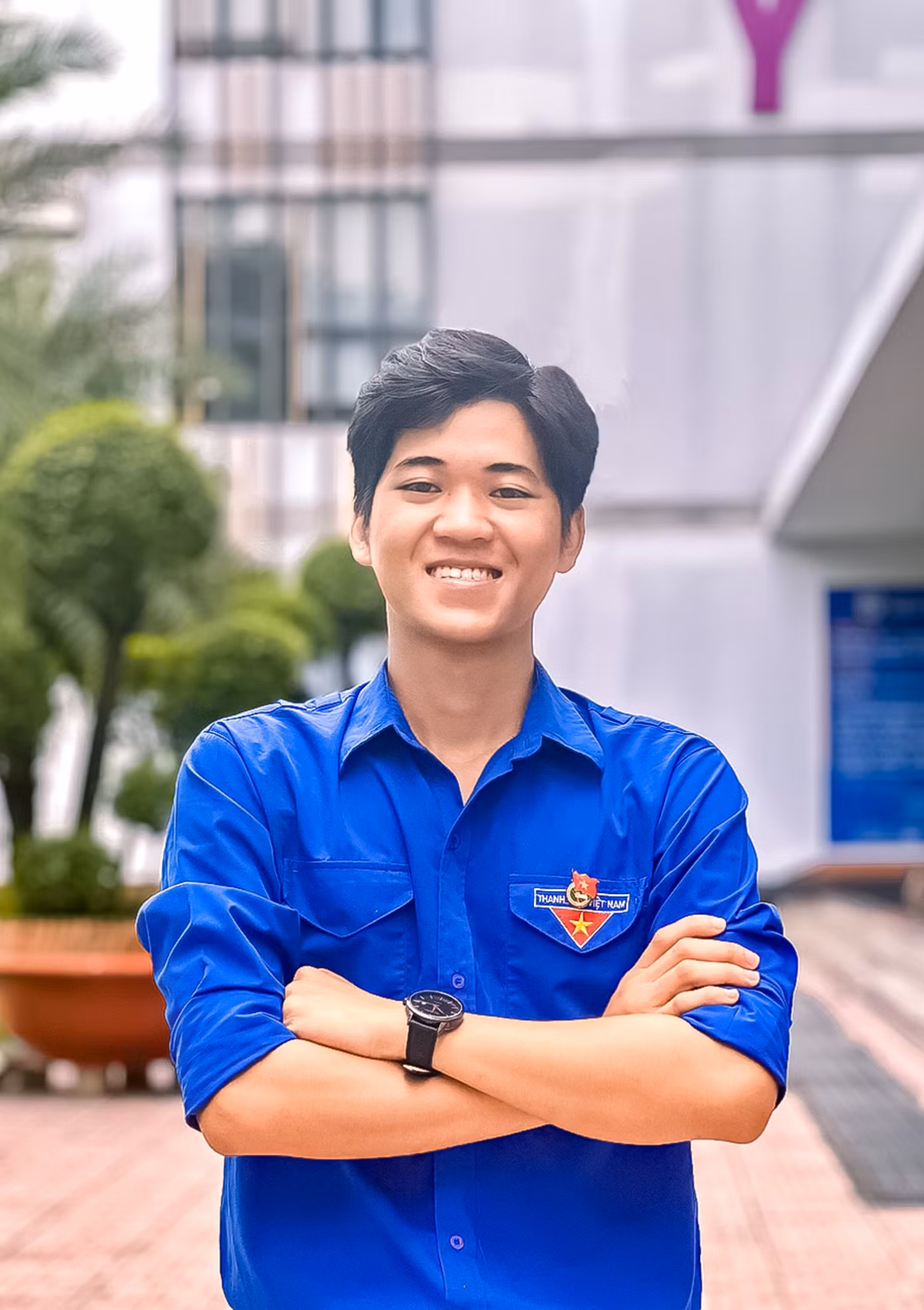 Trần Lê Trọng Văn - Ủy viên BCH Đoàn trường Đại học Kinh tế - Luật (ĐHQG TP.HCM), Chủ nhiệm CLB Lý luận trẻ của trường.