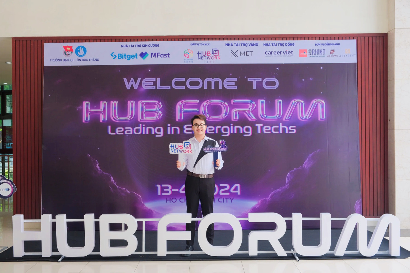 Đình Long cùng “Hub Forum 2024 - Leading in Emerging Techs” vào ngày 13/04/2024 tại Đại học Tôn Đức Thắng (TP. Hồ Chí Minh). Đình Long cùng “Hub Forum 2024 - Leading in Emerging Techs” vào ngày 13/04/2024 tại Đại học Tôn Đức Thắng (TP. Hồ Chí Minh).