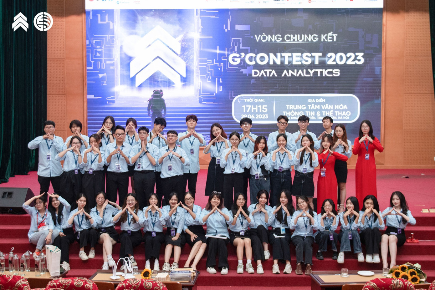 Minh Trang cùng các thành viên tại đêm Chung kết Cuộc thi G’Contest - Nhà Kinh tế tài ba 2023. Minh Trang cùng các thành viên tại đêm Chung kết Cuộc thi G’Contest - Nhà Kinh tế tài ba 2023.