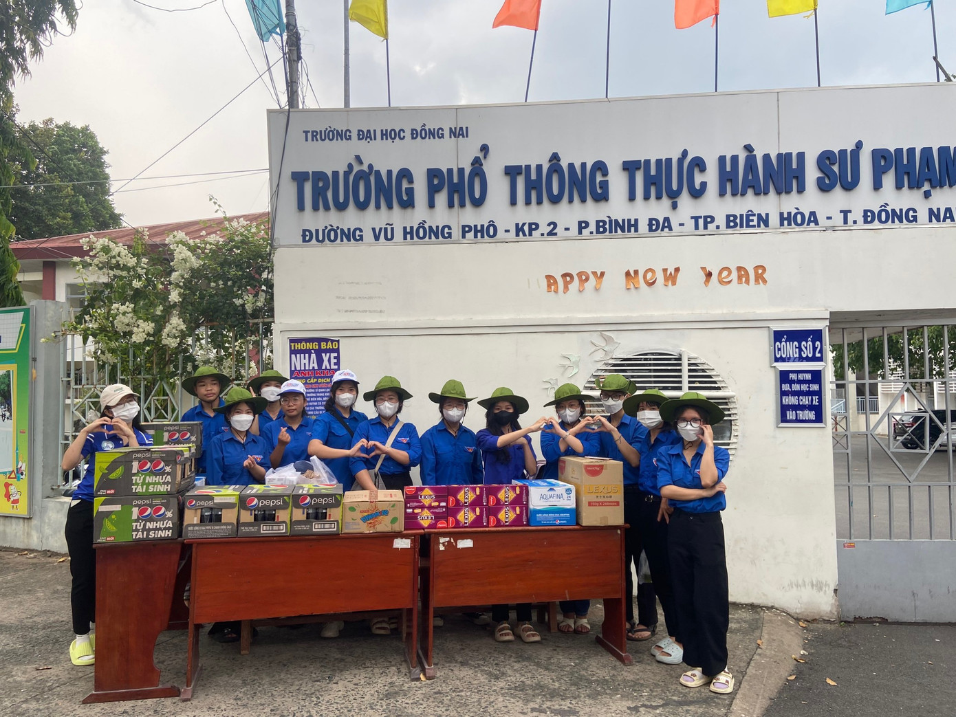 Tích cực trong các hoạt động tình nguyện.