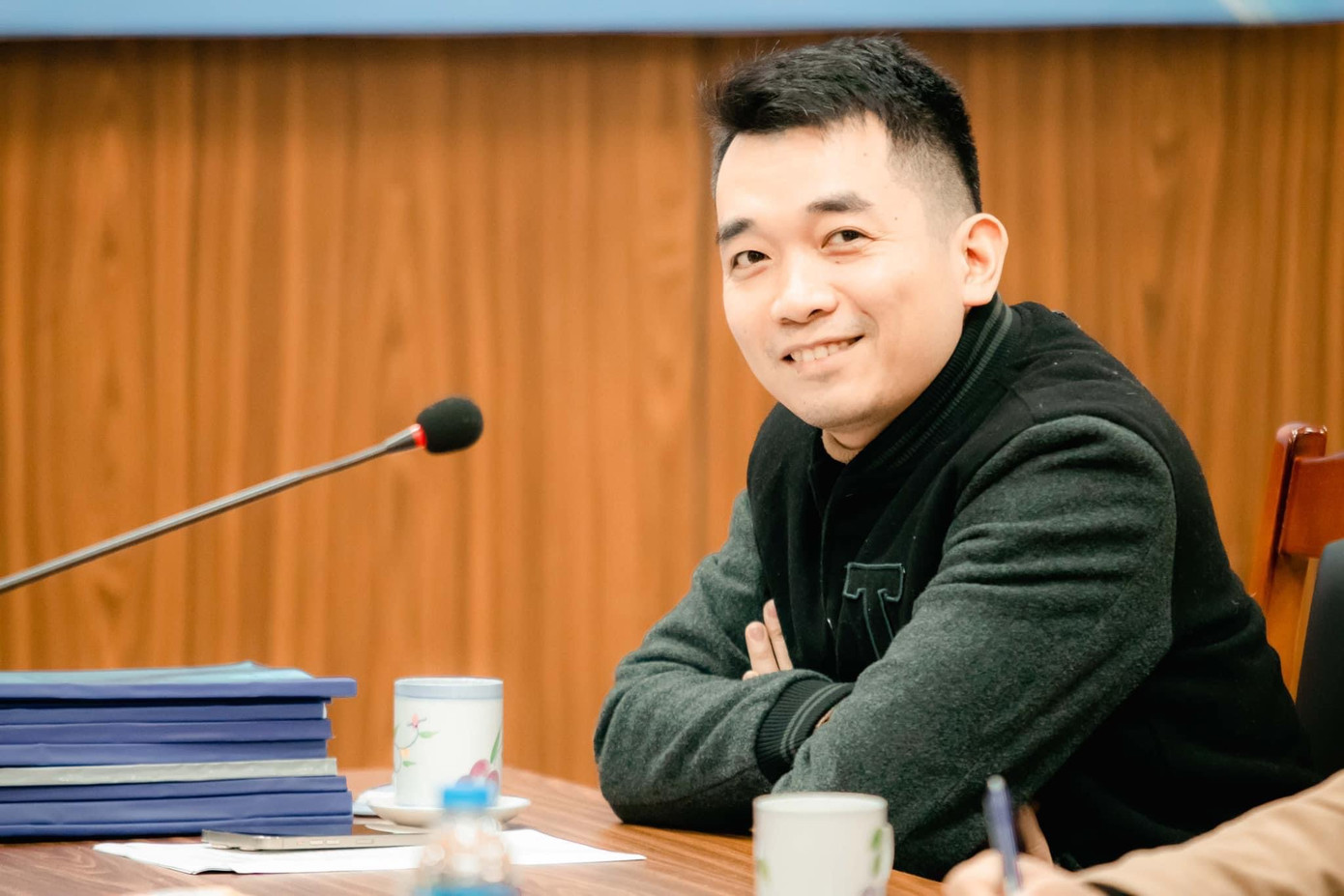 Theo tiến sĩ Phạm Chiến Thắng, để tránh lối sống "phông bạt" đòi hỏi sự tự giác và nỗ lực từ bản thân.