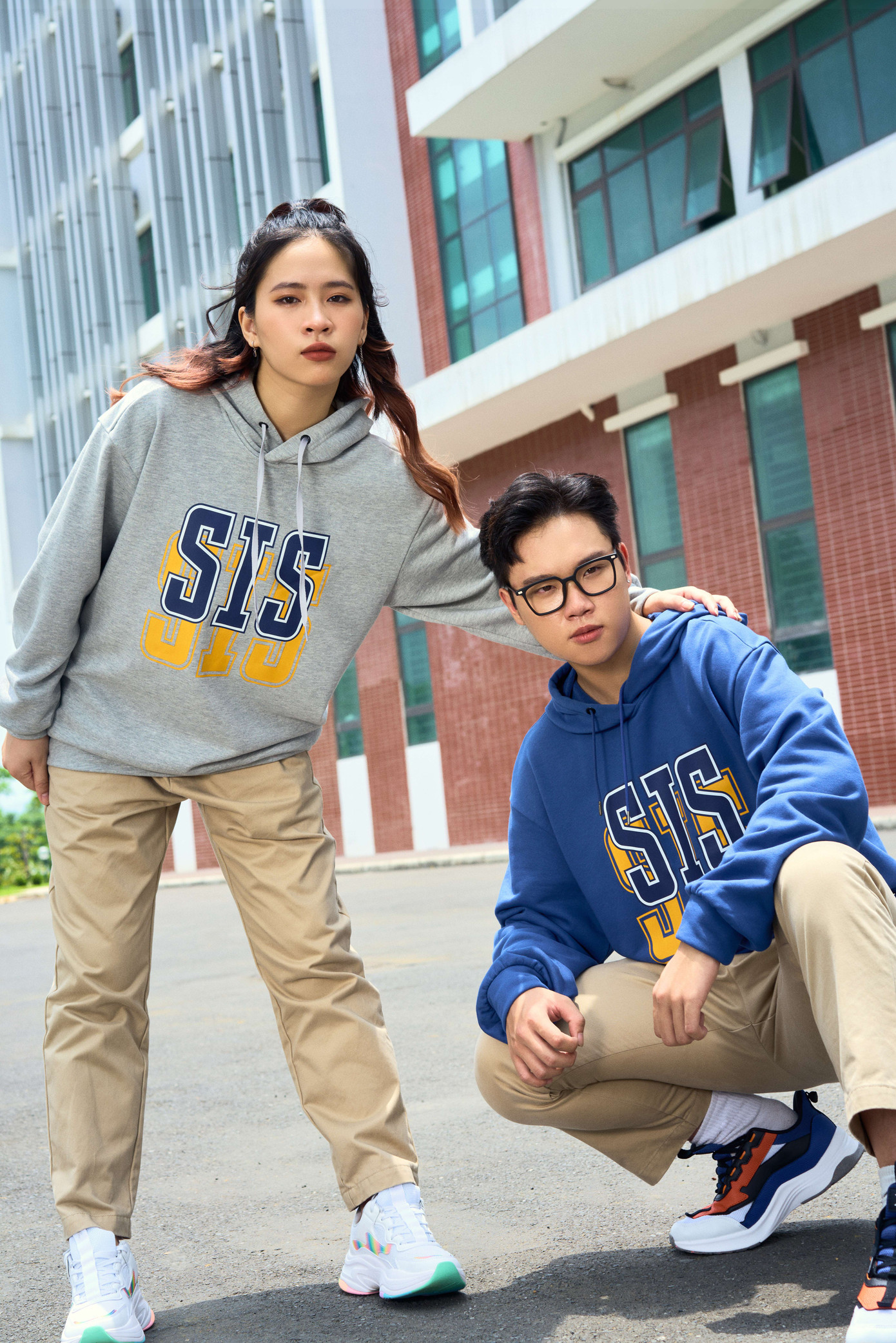 Minh Hiếu là một trong những sinh viên khóa đầu tiên ngành Quản trị thương hiệu Trường Khoa học liên ngành và Nghệ thuật, Đại học Quốc Gia Hà Nội.