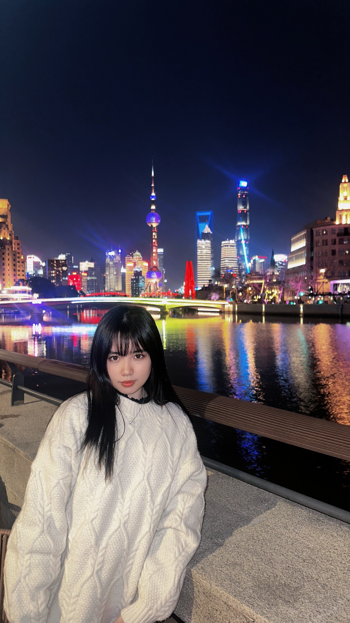 Phạm Hoàng Yến đang là hiện nghiên cứu sinh thạc sĩ chuyên ngành Quản lý Truyền thông tại Đại học Phúc Đán, Trung Quốc. Phạm Hoàng Yến đang là hiện nghiên cứu sinh thạc sĩ chuyên ngành Quản lý Truyền thông tại Đại học Phúc Đán, Trung Quốc.