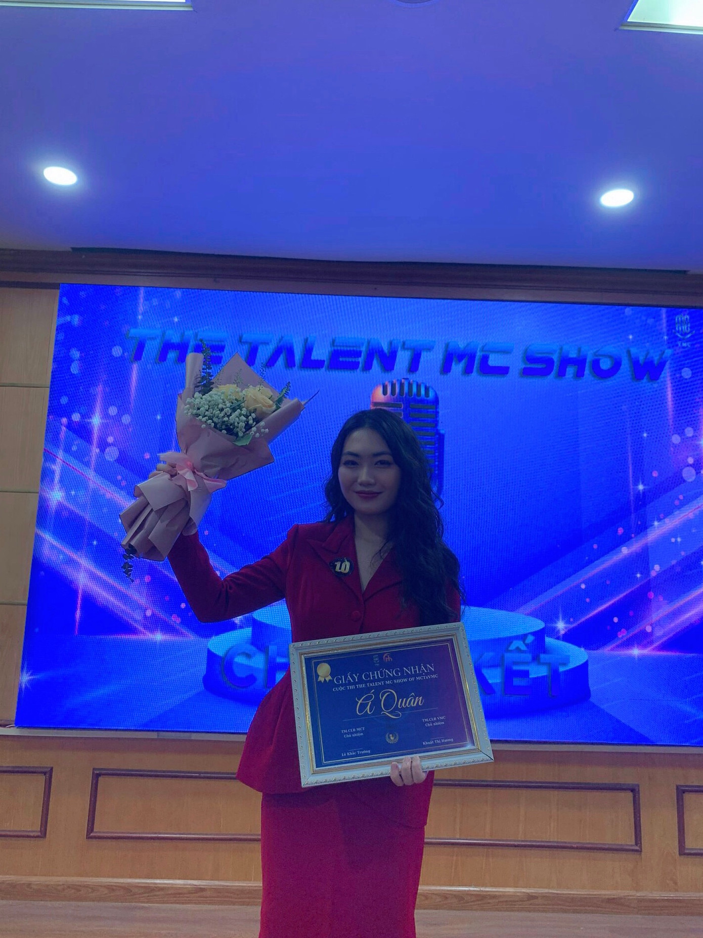Linh Phượng xuất sắc đạt được danh hiệu Á quân cuộc thi The Talent MC Show of MCT x VMC.