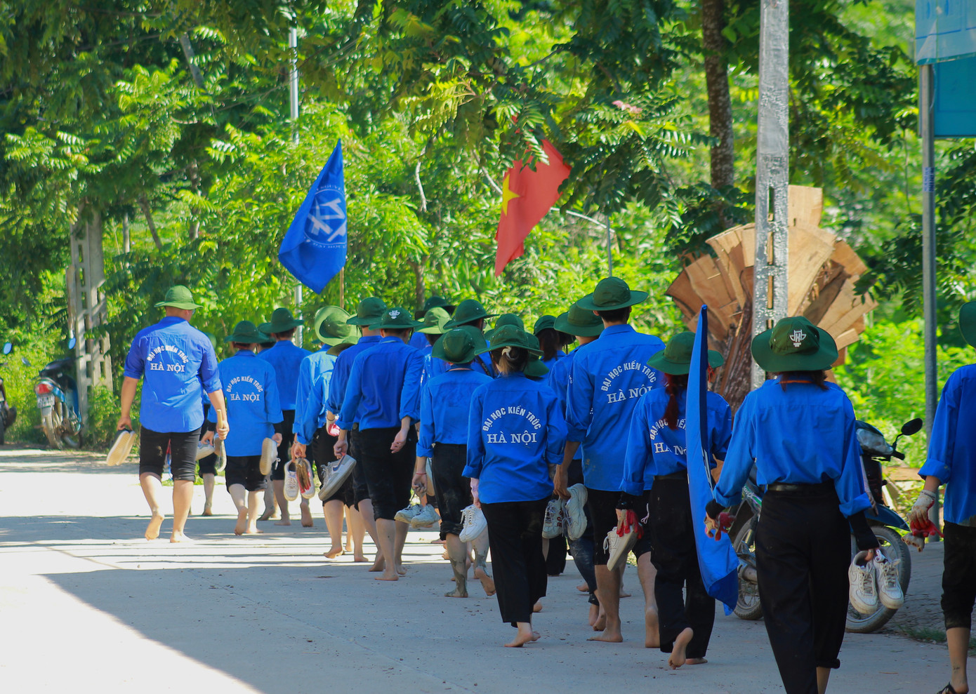 Đội Sinh viên Tình nguyện trường Đại học Kiến trúc Hà Nội luôn tiên phong trong các phong trào, hoạt động của trường.