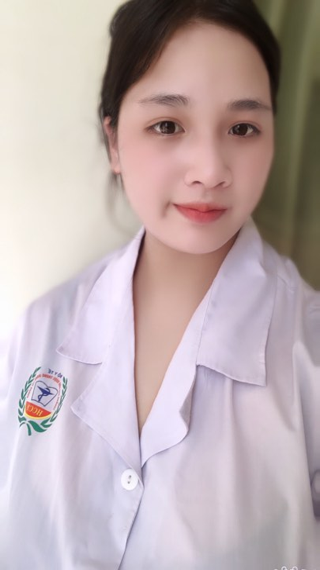 Nguyễn Thị Kim Ngân (sinh năm 2004) đang là sinh viên năm nhất, Trường Cao đẳng Dược Trung ương Hải Dương. Nguyễn Thị Kim Ngân (sinh năm 2004) đang là sinh viên năm nhất, Trường Cao đẳng Dược Trung ương Hải Dương.