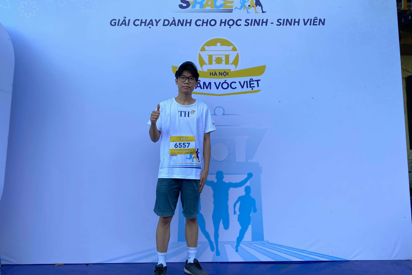 Cương khi tham gia một giải chạy của học sinh – sinh viên.