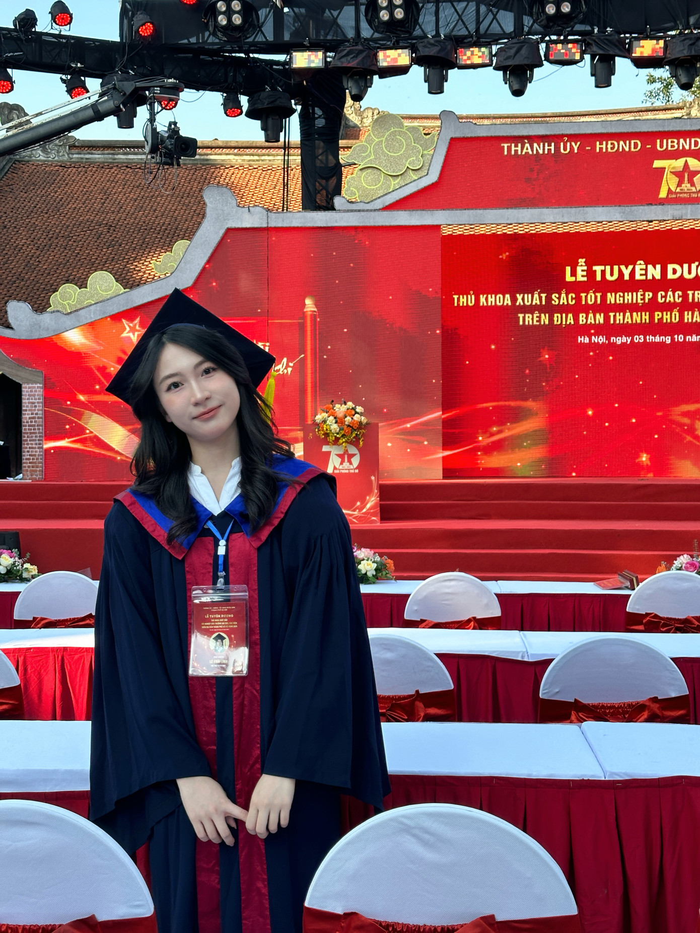 Chân dung nữ thủ khoa đầu ra Học viện Ngoại giao 2024. Chân dung nữ thủ khoa đầu ra Học viện Ngoại giao 2024.