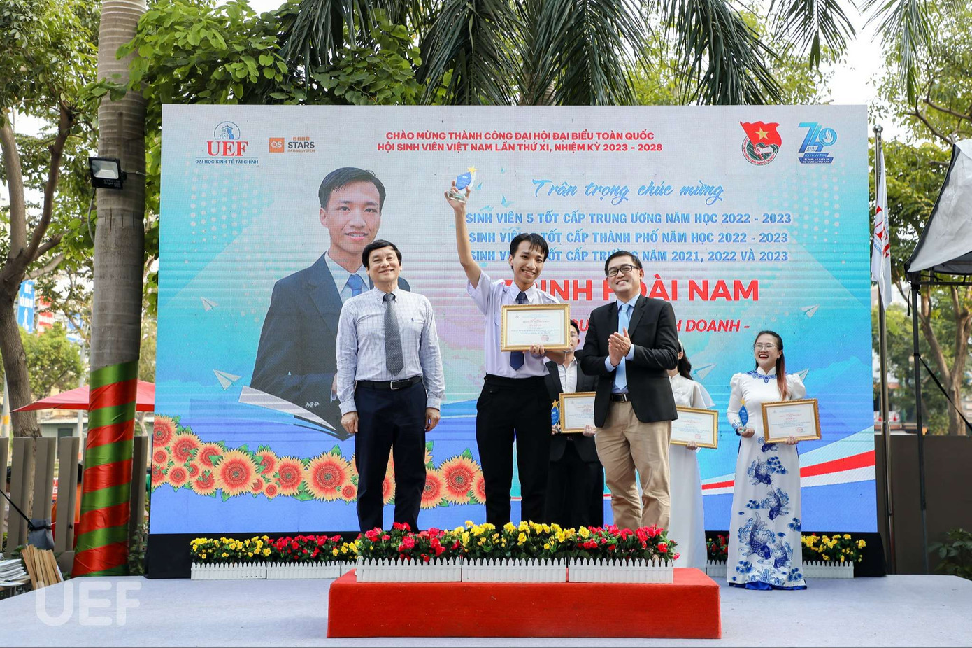 Đạt danh hiệu Sinh viên 5 tốt cấp Trung ương năm học 2022 – 2023.
