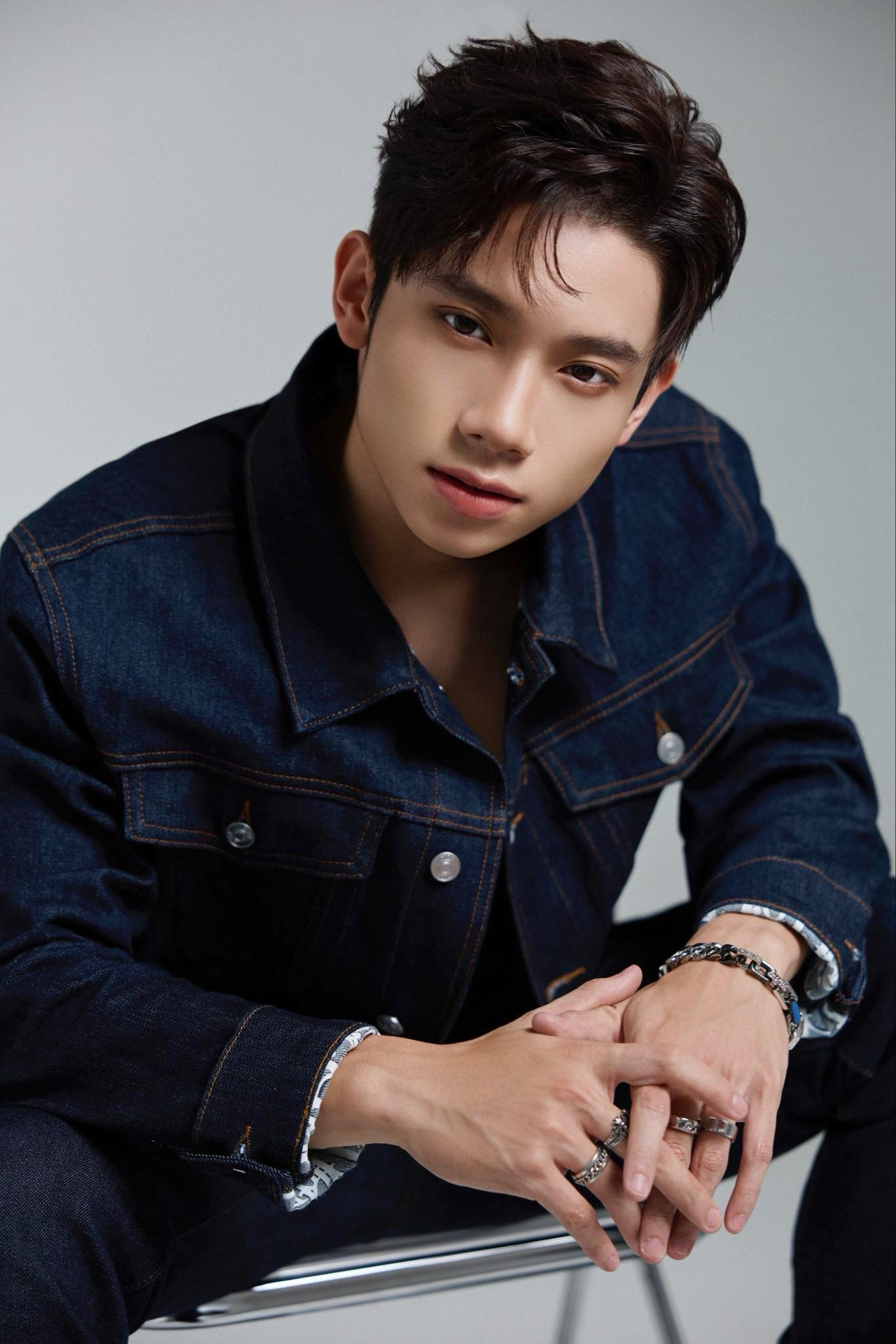 Dương Hoàng Hải hiện là sinh viên năm nhất Đại học Swinburne Hà Nội. Dương Hoàng Hải hiện là sinh viên năm nhất Đại học Swinburne Hà Nội.