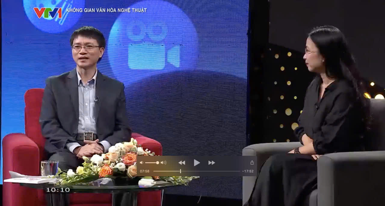 Nhà báo Nguyễn Tuấn Anh là tác giả các cuốn sách kỹ năng: Trường học hay Trường đời, Xây dựng thương hiệu cá nhân để tự bán mình với giá cao nhất, 6 bước tự xuất bản một cuốn sách. Nhà báo Nguyễn Tuấn Anh là tác giả các cuốn sách kỹ năng: Trường học hay Trường đời, Xây dựng thương hiệu cá nhân để tự bán mình với giá cao nhất, 6 bước tự xuất bản một cuốn sách.