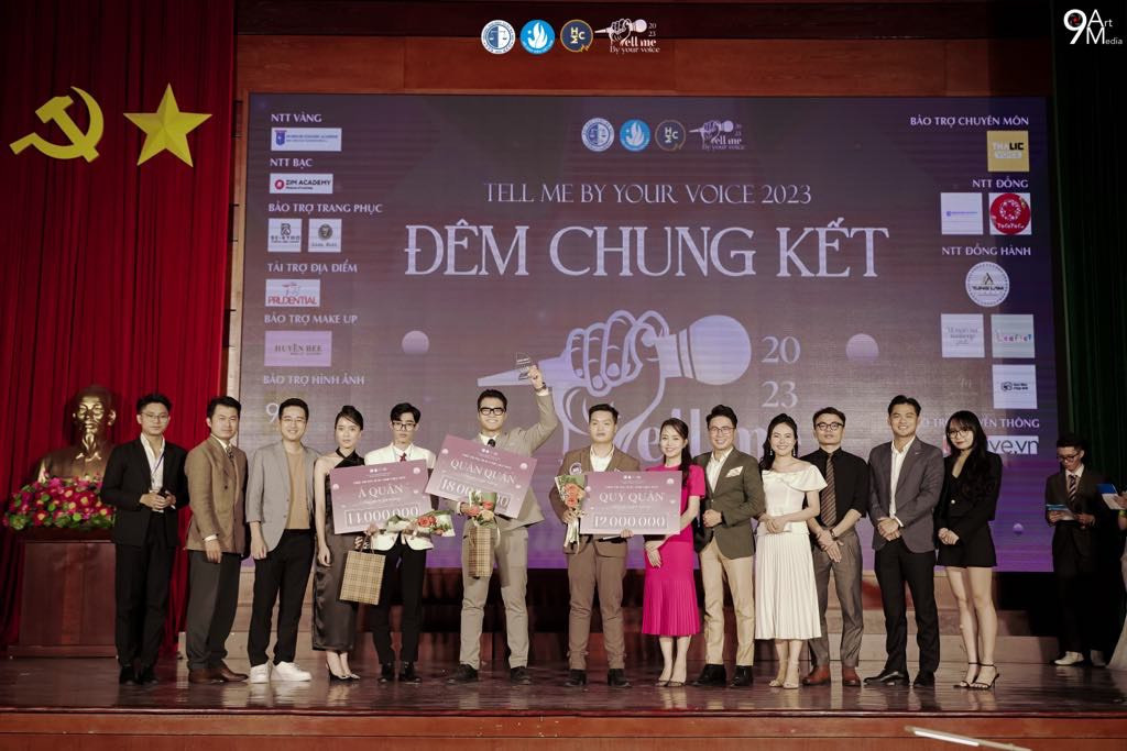 Quốc Huy đã chinh phục thành công vị trí Quán quân cuộc thi Tell Me By Your Voice 2023. Quốc Huy đã chinh phục thành công vị trí Quán quân cuộc thi Tell Me By Your Voice 2023.