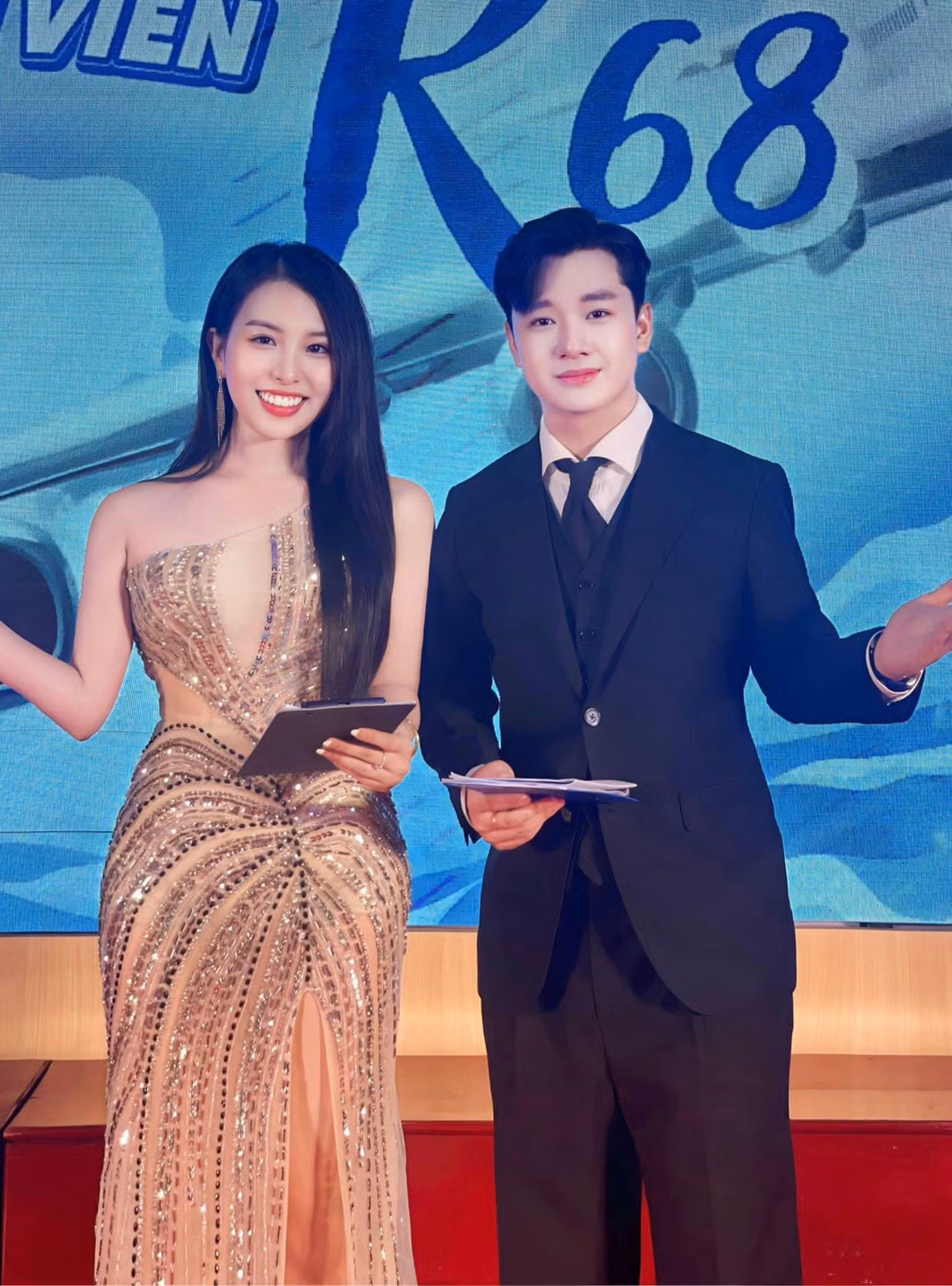 Hoạt ngôn và yêu thích tranh luận đã tạo ra cơ hội cho Như Quỳnh bén duyên với nghề cầm mic.