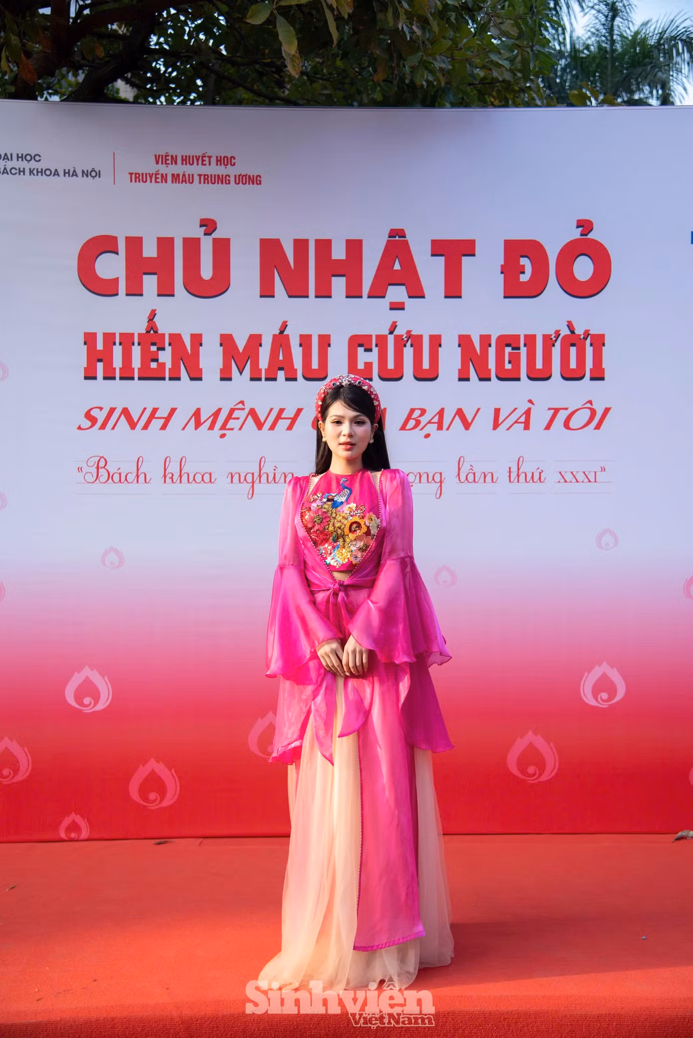 Thu An chia sẻ tại chương trình: "Với Thu An, chúng ta có thể cho đi rất nhiều thứ nhưng hành động thiết thực, nhân văn và cao thượng nhất chính là khi chúng ta chia sẻ dòng máu của mình đến với cộng đồng, với đồng bào, đồng chí, những bệnh nhân đang cần máu."