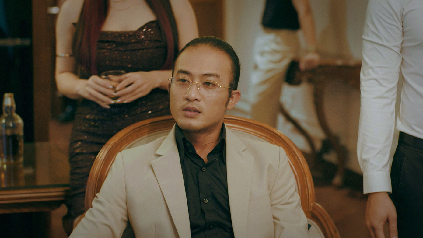 Tạo hình mới của diễn viên Doãn Quốc Đam trong vai Hồng, Độc đạo là bộ phim thứ 2 nam diễn viên đảm nhận vai chính.