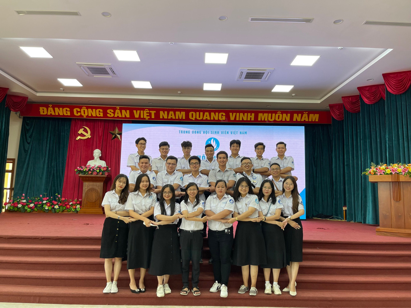 Thanh xuân của Hồng Hạnh rực rỡ khi được tham gia các chương trình, hoạt động Đoàn-Hội.